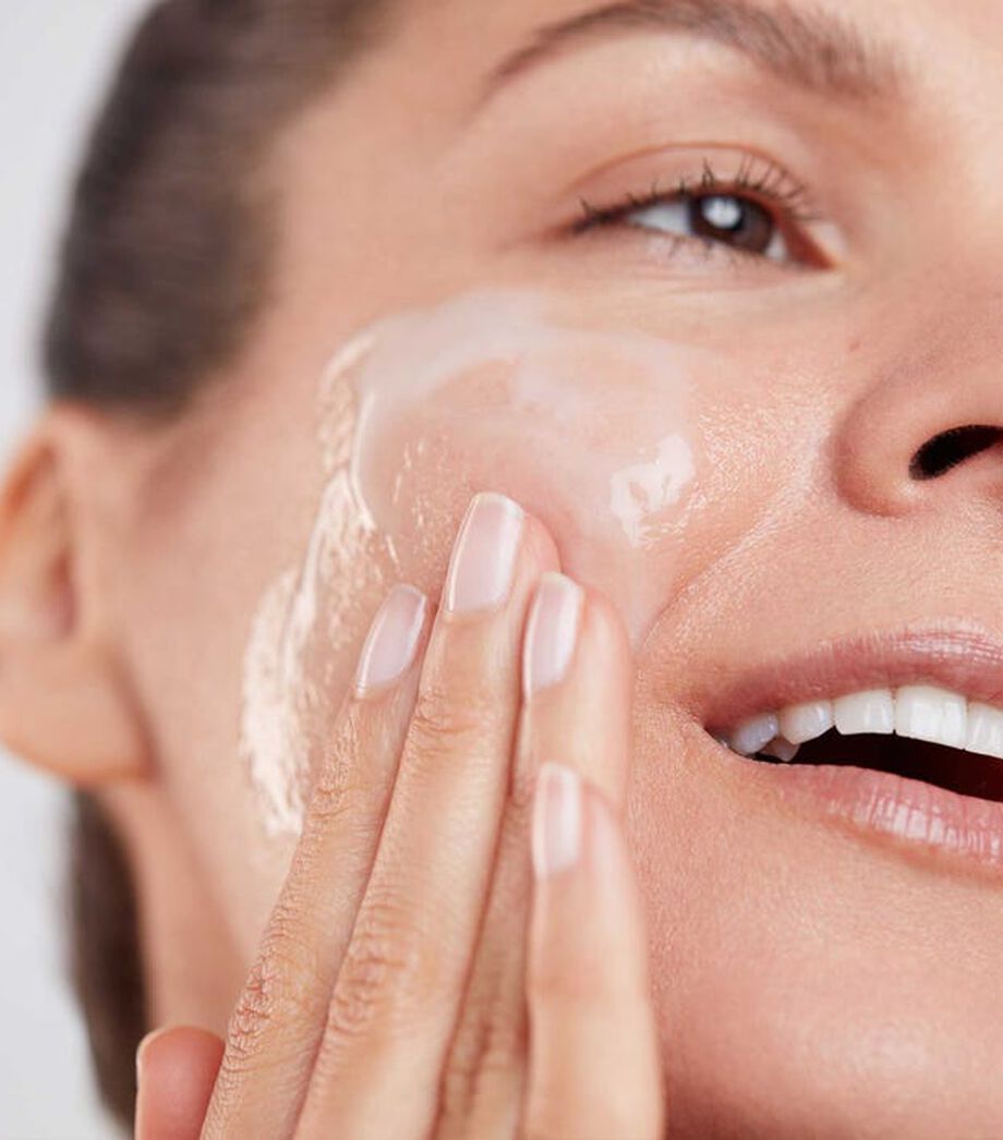 Dynamic Resurfacing Facial Wash Dynamic Resurfacing Facial Wash