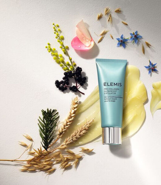 مقشر برو-كولاجين لتعزيز الإشراقة مقشر برو كولاجين لتعزيز الإشراقة